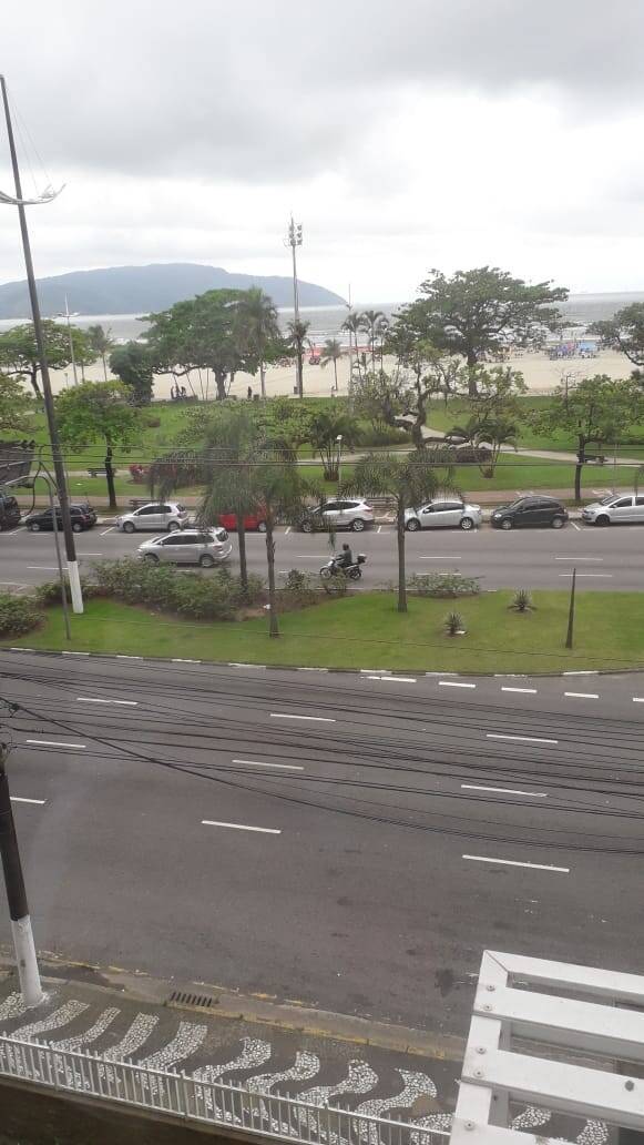 Apartamento - Frente Mar, - 1 dorm - área de serviço - Bairro José Menino