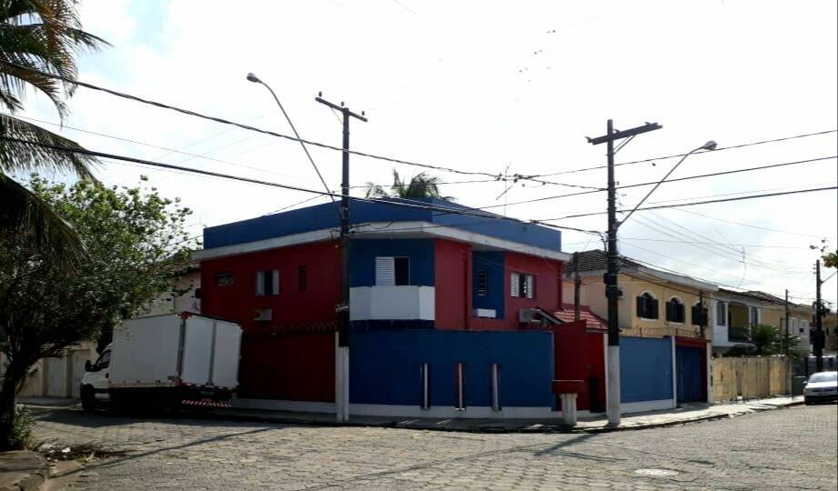 CASA SOBRADO 3 DORMITÓRIOS VILA PONTE NOVA CUBATÃO SP