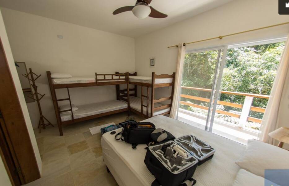 Casa 4 dormitórios com piscina - Praia Morro do Félix Ubatuba Litoral Norte