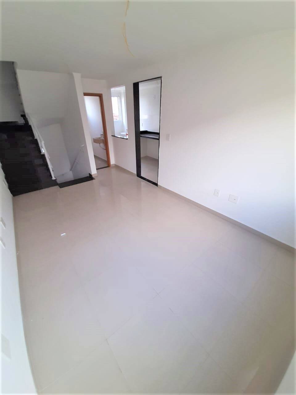 Casa (Triplex) - 3 dormitórios - Terraço - 2 vagas de garagem - Santos