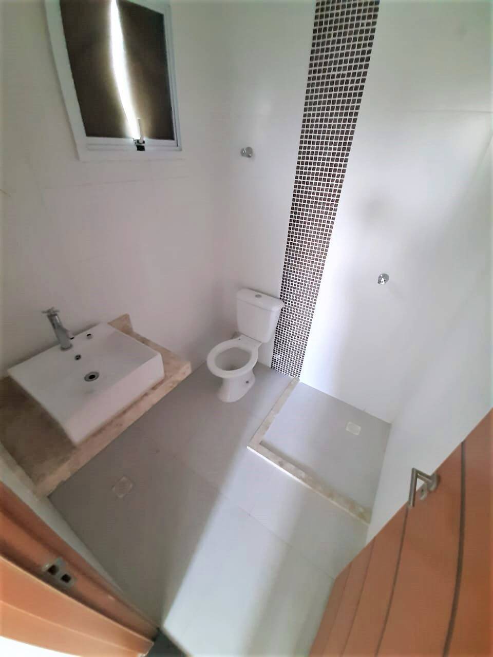 Casa (Triplex) - 3 dormitórios - Terraço - 2 vagas de garagem - Santos