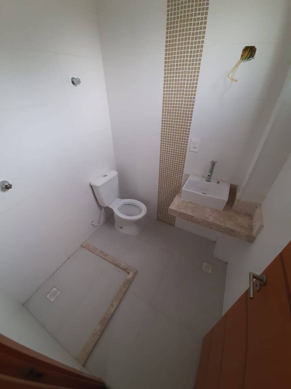 Casa (Triplex) - 3 dormitórios - Terraço - 2 vagas de garagem - Santos