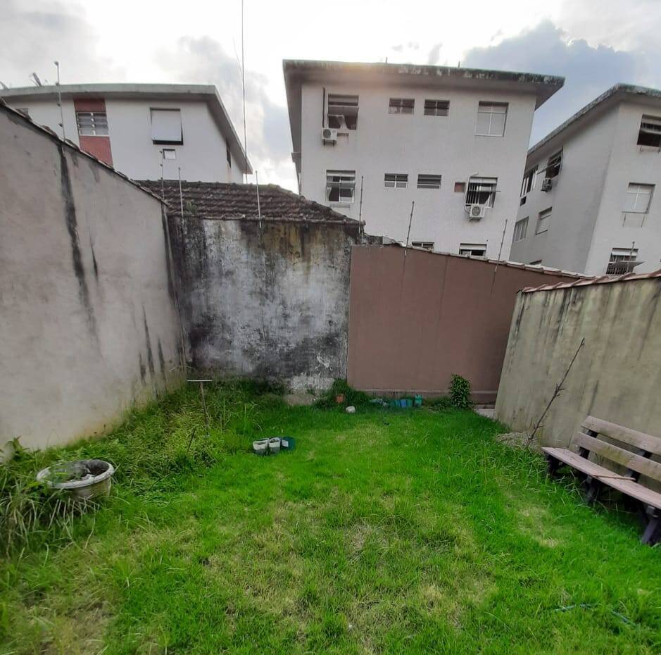 Casa (Triplex) - 3 dormitórios - Terraço - 2 vagas de garagem - Santos