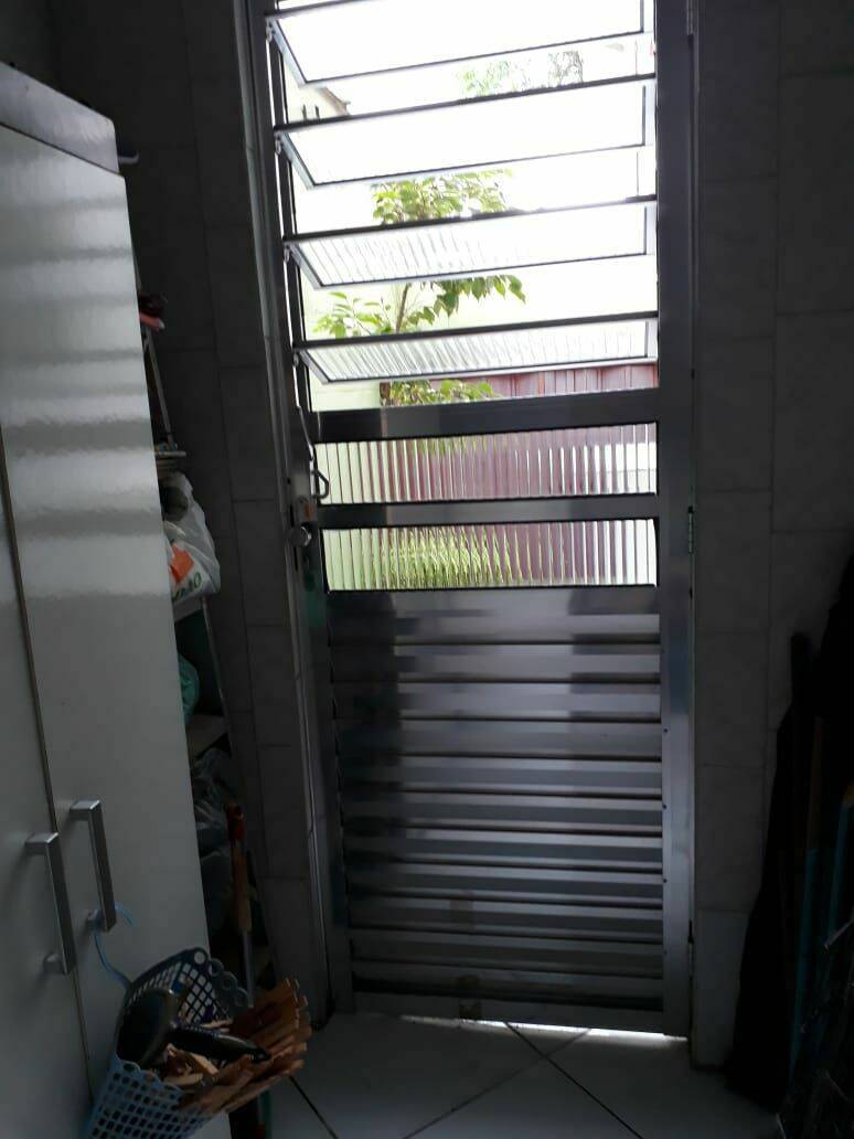 Sobrado em condominio fechado no Embaré em Santos