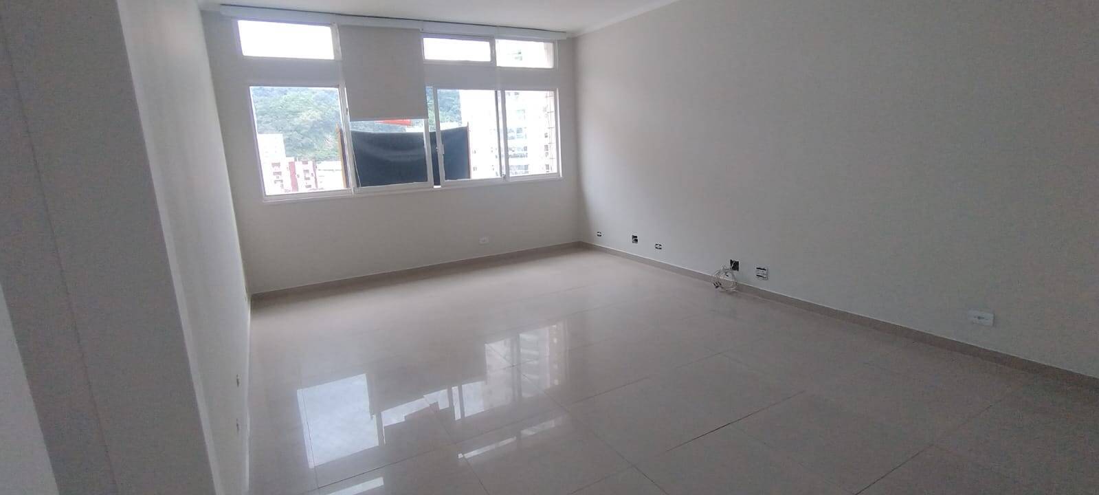 2 Dormitórios Pé na areia José Menino Santos