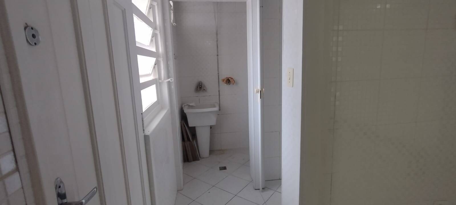 2 Dormitórios Pé na areia José Menino Santos