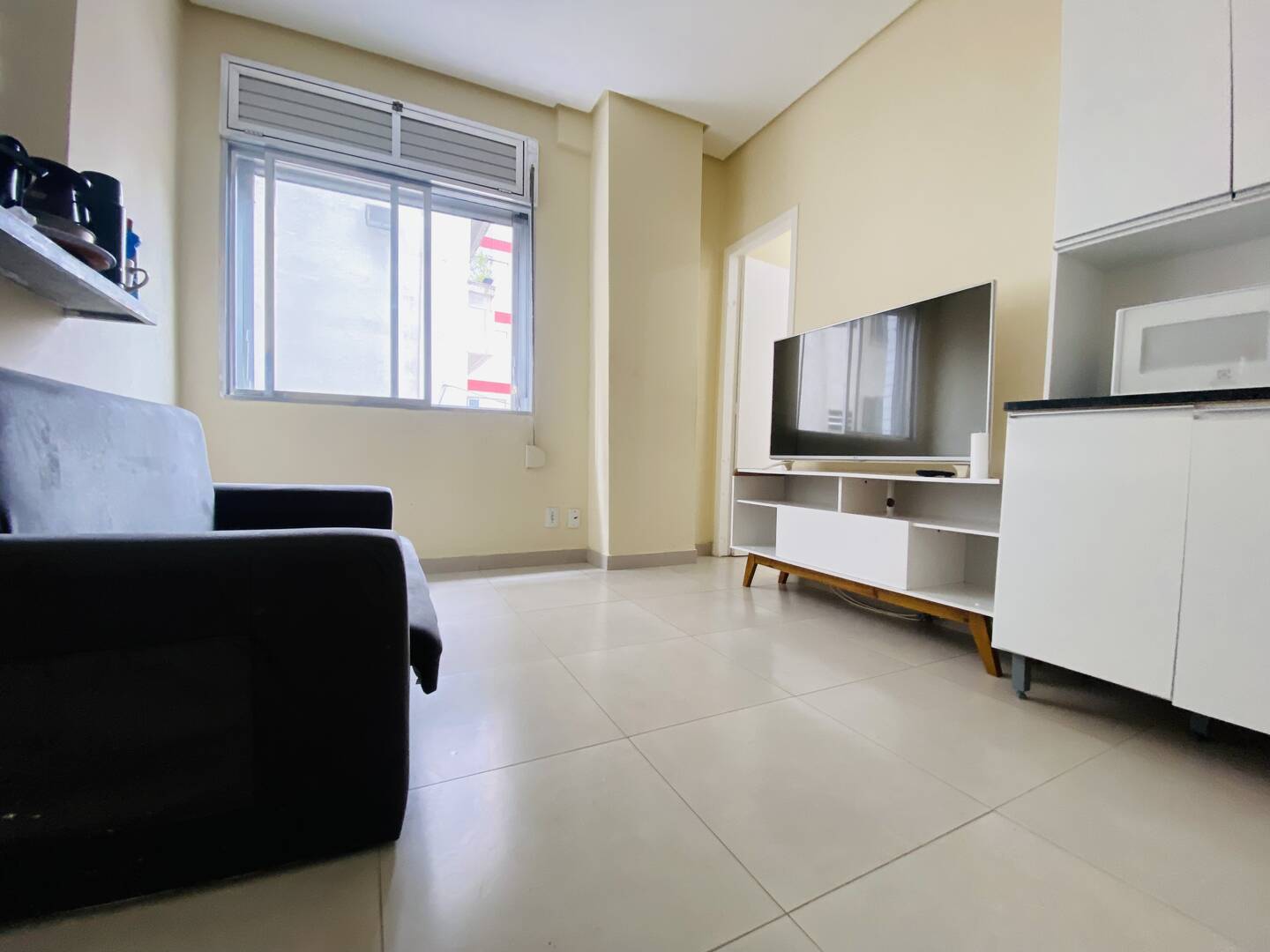 Apartamento para alugar 1 quarto mobiliado no Embare em Santos SP