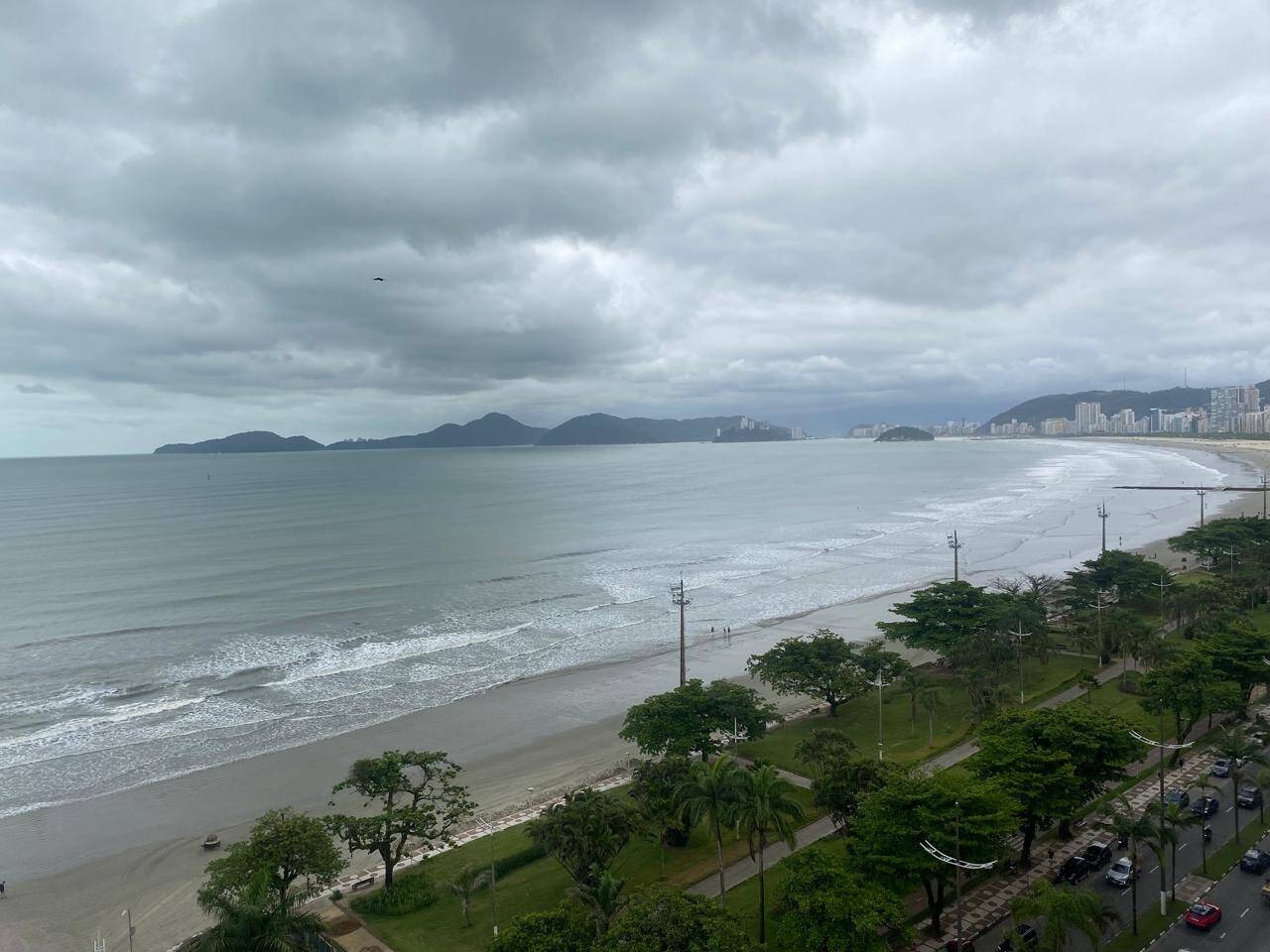 1 dormitório com  vista panorâmica para o mar no Embaré Santos