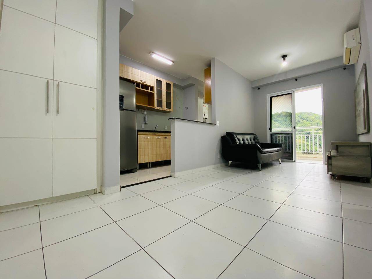 Vende apartamento no Acquaplay 2 quartos, lazer em Santos