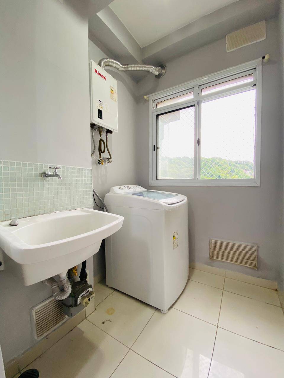 Vende apartamento no Acquaplay 2 quartos, lazer em Santos