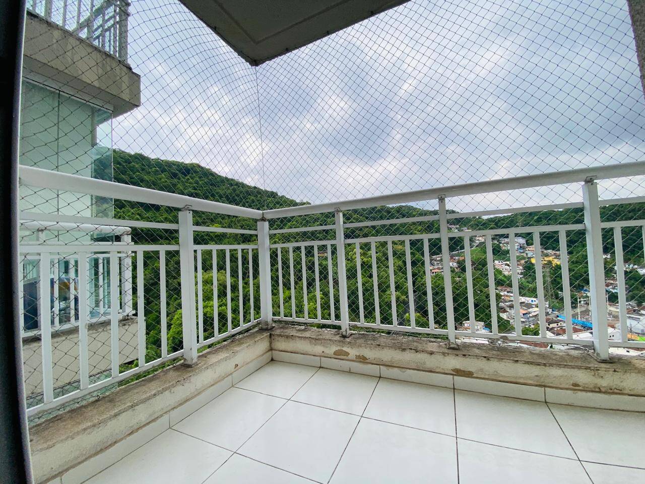 Vende apartamento no Acquaplay 2 quartos, lazer em Santos
