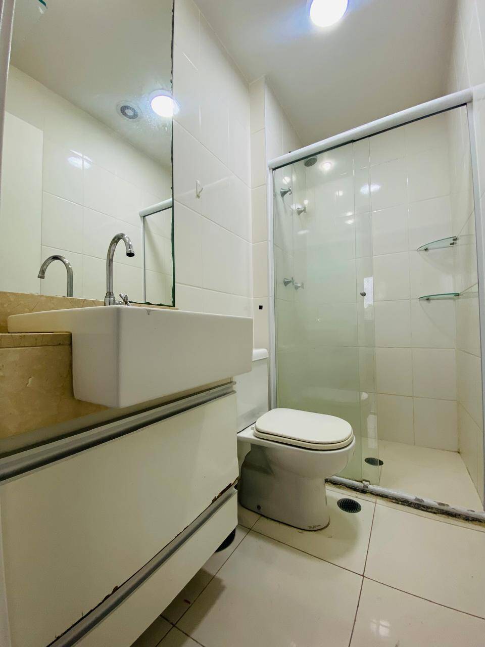 Vende apartamento no Acquaplay 2 quartos, lazer em Santos