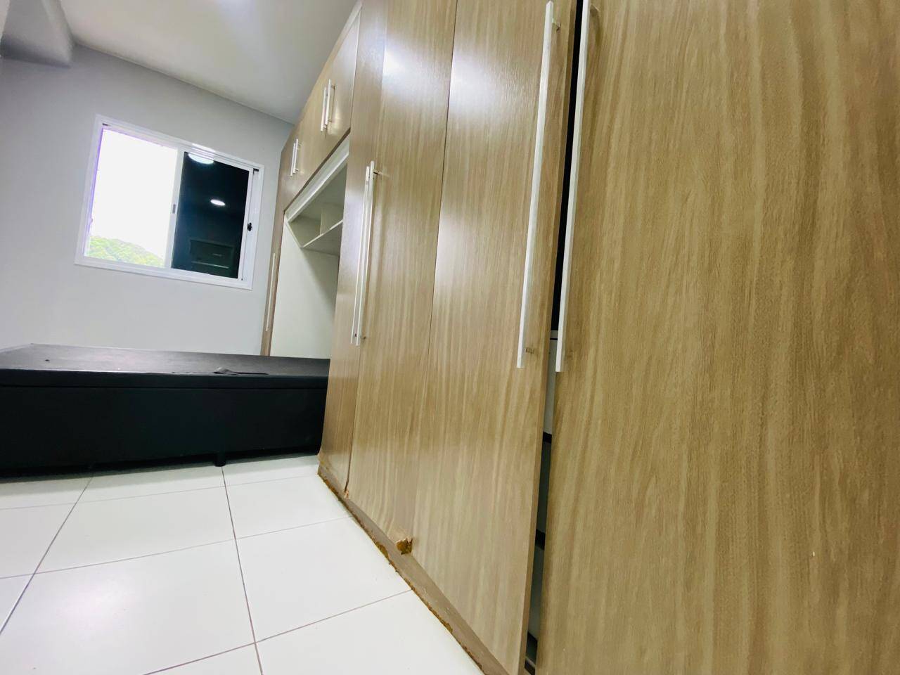 Vende apartamento no Acquaplay 2 quartos, lazer em Santos