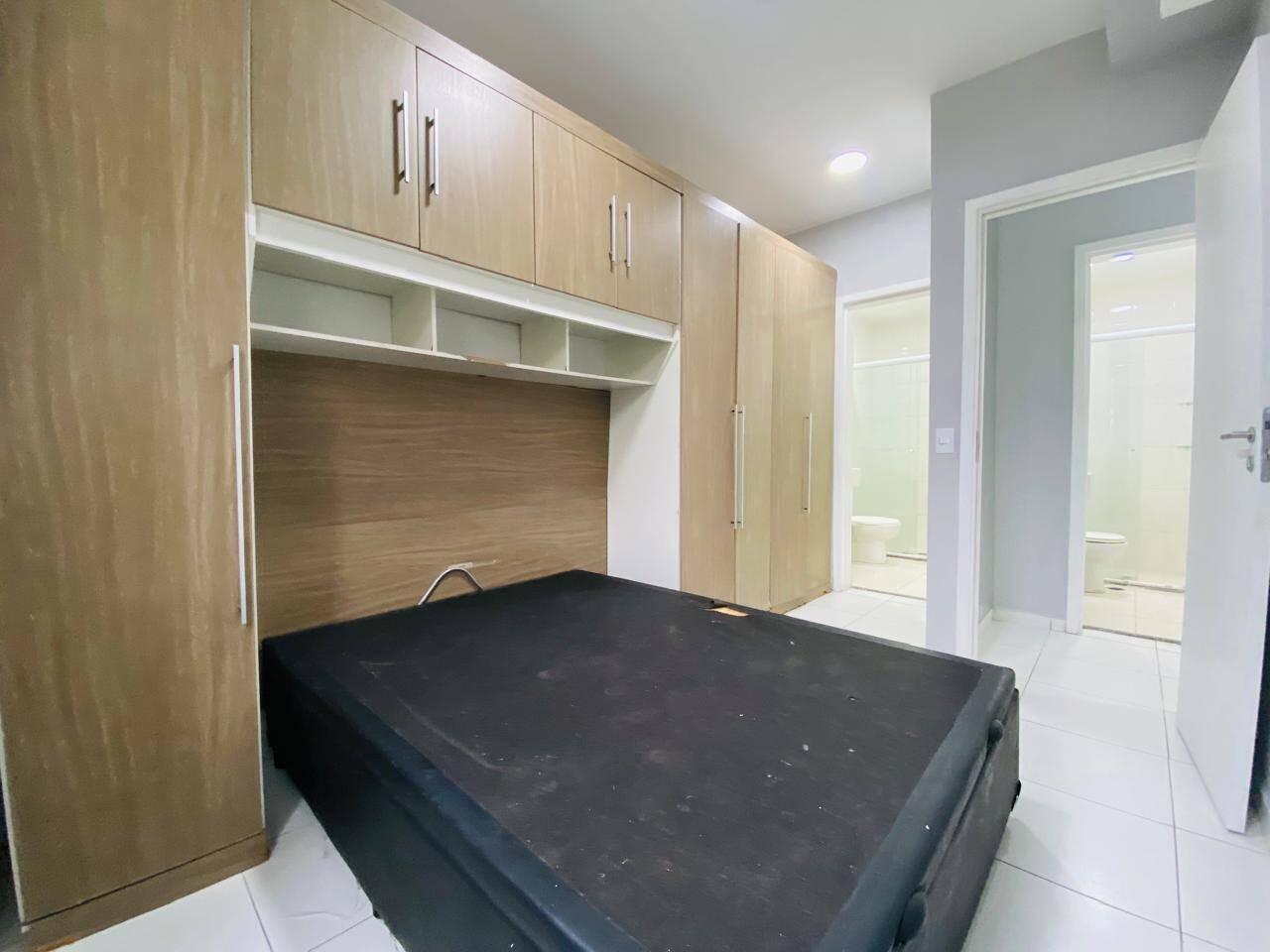 Vende apartamento no Acquaplay 2 quartos, lazer em Santos