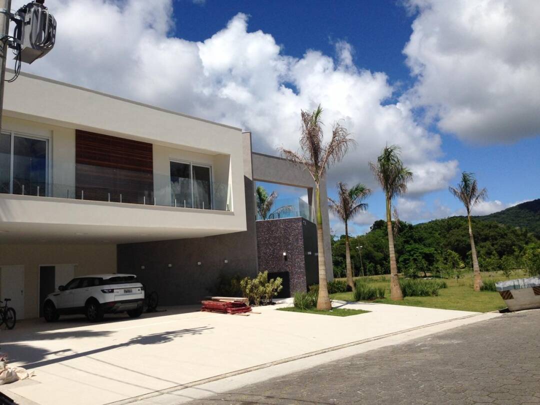 MANSÃO ALTO PADRÃO JARDIM ACAPULCO - GUARUJÁ