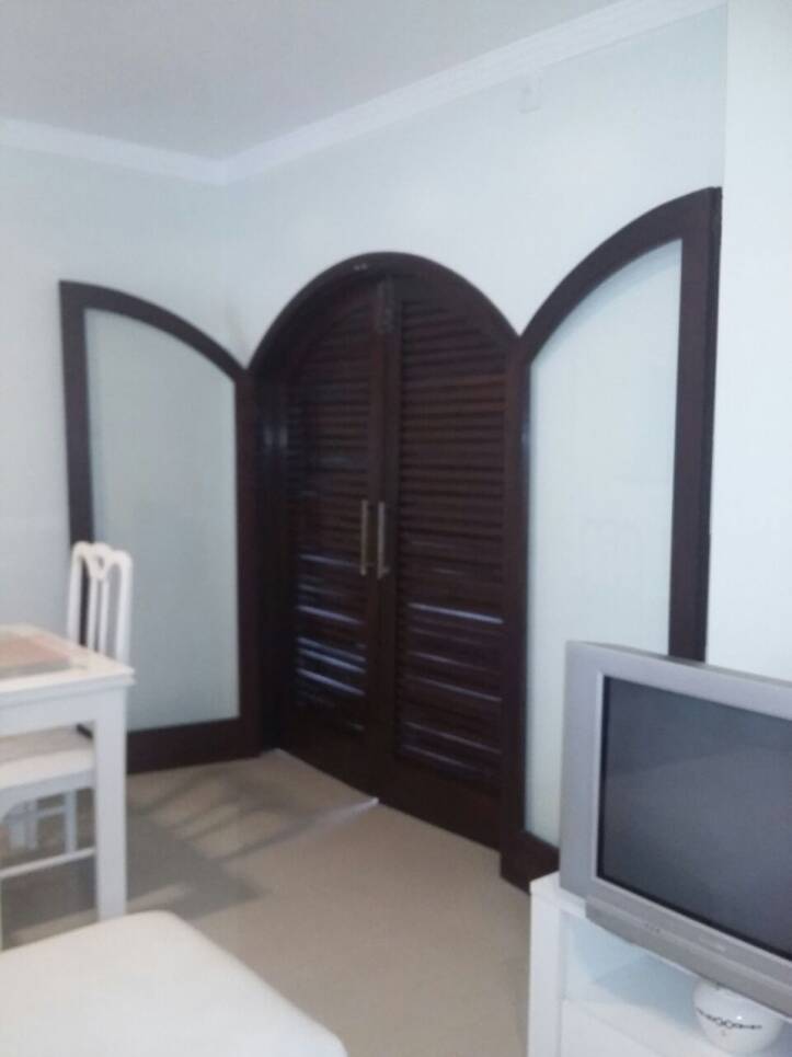 Apartamento 3 dormitórios,2 vagas de garagem na Enseada