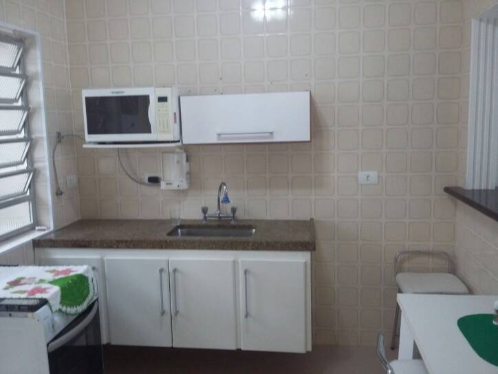 Apartamento 3 dormitórios,2 vagas de garagem na Enseada