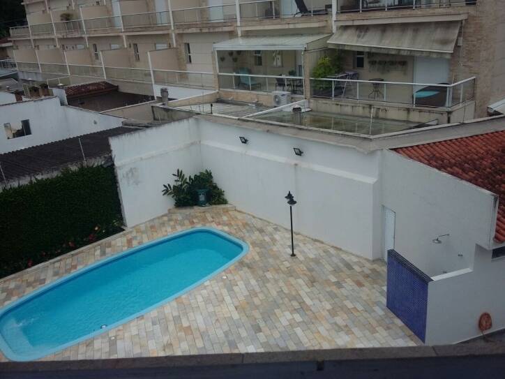 Apartamento 3 dormitórios,2 vagas de garagem na Enseada
