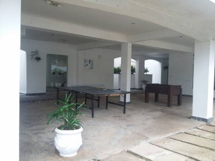 Apartamento 3 dormitórios,2 vagas de garagem na Enseada