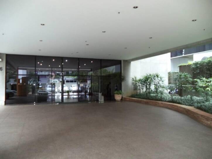 Meia laje comercial ao lado da Berrini