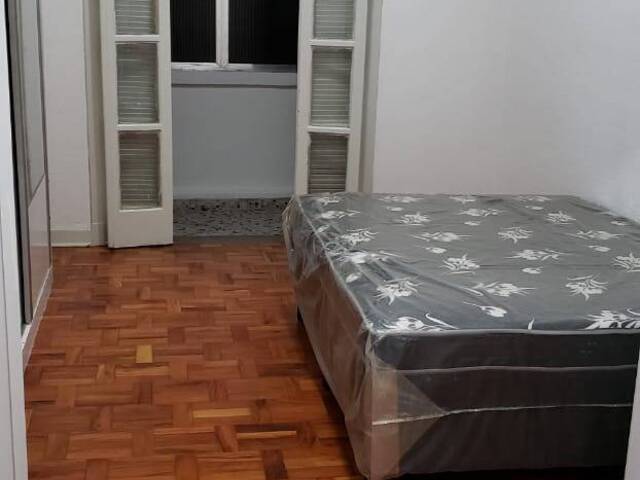 #6008 - Apartamento para Locação em Santos - SP - 1