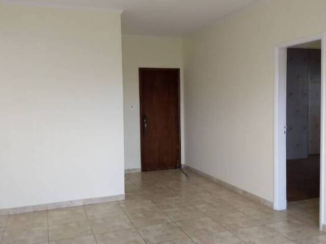 Apartamento para Venda em Santos - 3