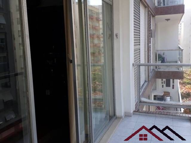 #2876 - Apartamento para Venda em Santos - SP