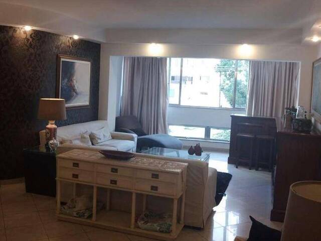 Apartamento para Venda em Santos - 4
