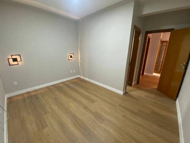 Apartamento para Venda em Praia Grande - 5