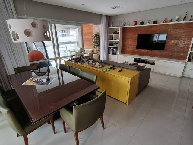 #749 - Apartamento para Venda em Santos - SP