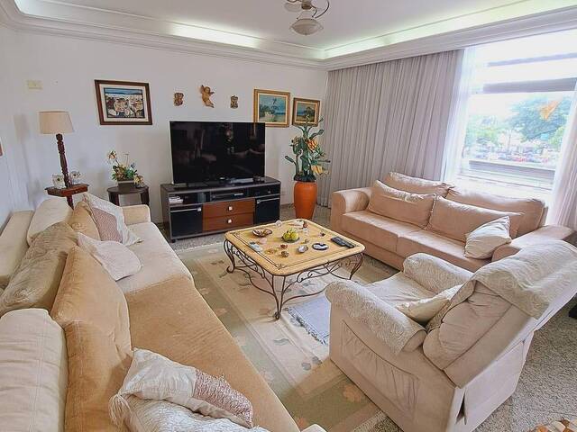 Apartamento para Venda em Santos - 4