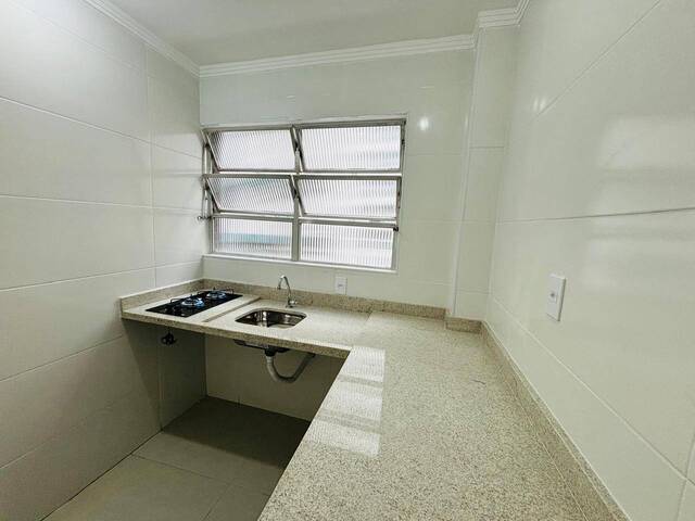 Apartamento para Venda em Santos - 4