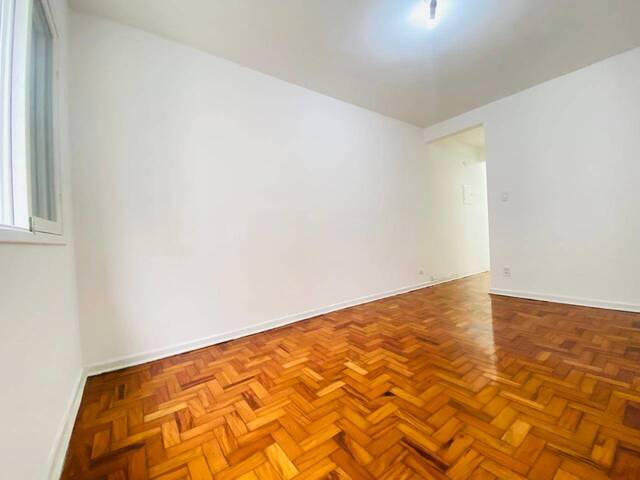 #6327 - Apartamento para Locação em Santos - SP