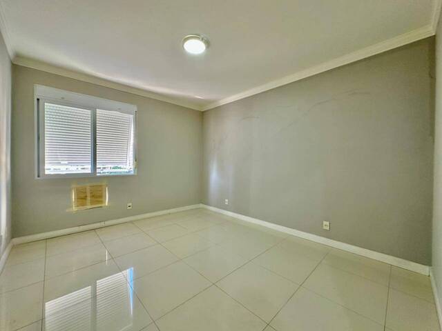 Apartamento para Venda em Santos - 5