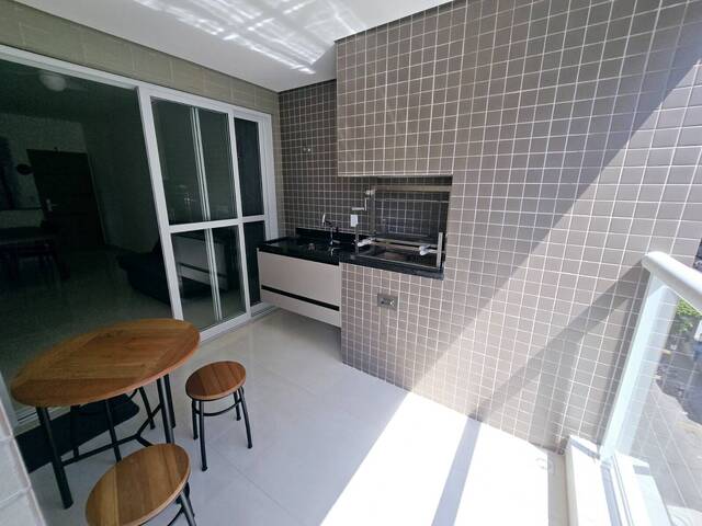 #6483 - Apartamento para Locação em Santos - SP - 1