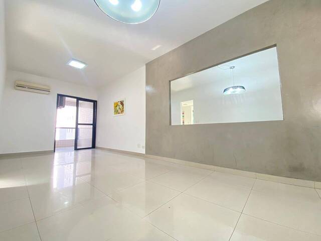 Apartamento para Locação em Santos - 2