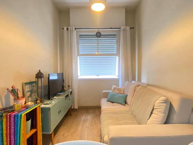 #6489 - Apartamento para Locação em Santos - SP - 2