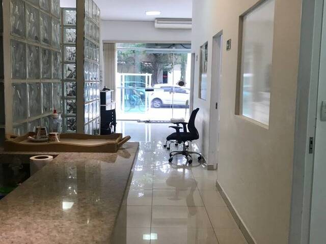 #1556 - Salão Comercial para Venda em Santos - SP - 1