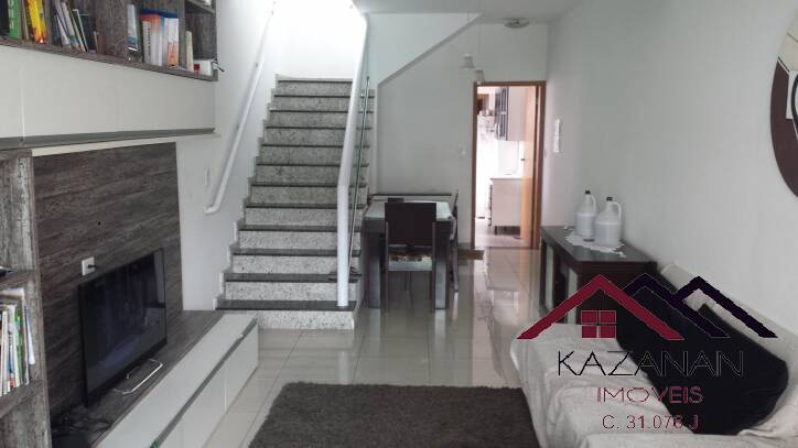 CASA TRIPLEX REFORMADA - EMBARÉ SANTOS